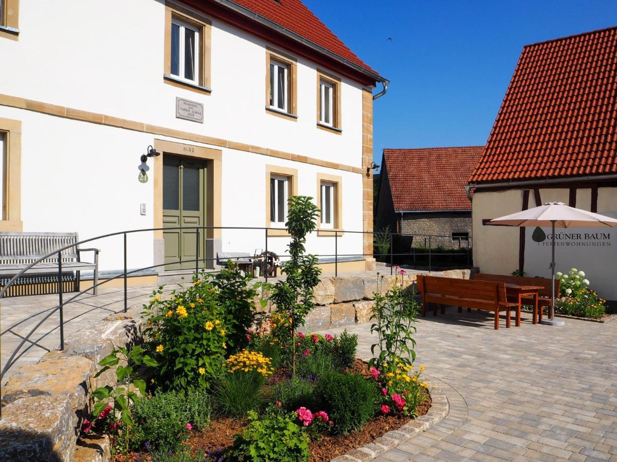 Ferienwohnungen Grüner Baum Seinsheim Exterior foto